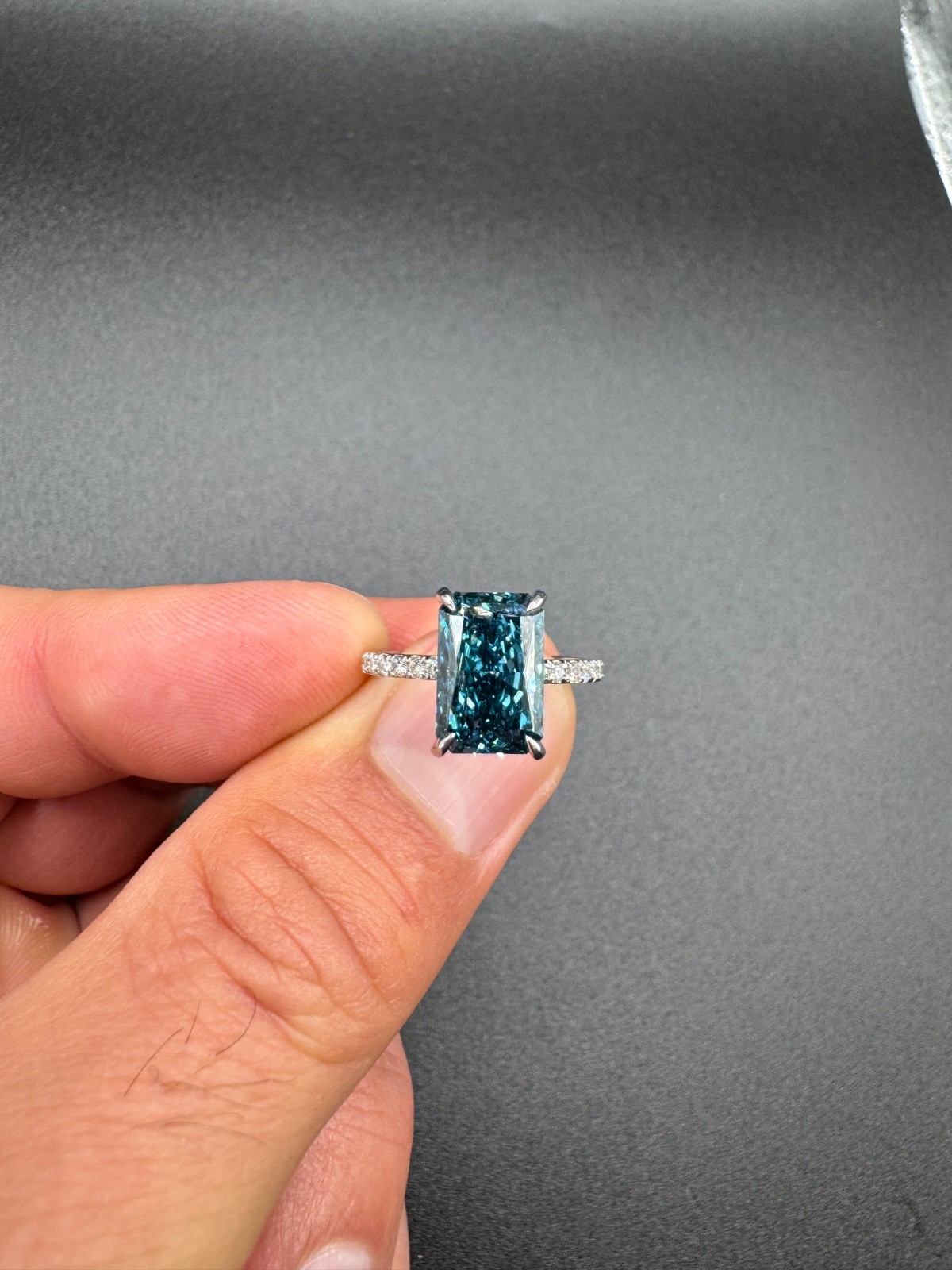 • 3.5ctw Fancy Vivid Blue Lab Created Diamond Ring | IGI Certified Radiant