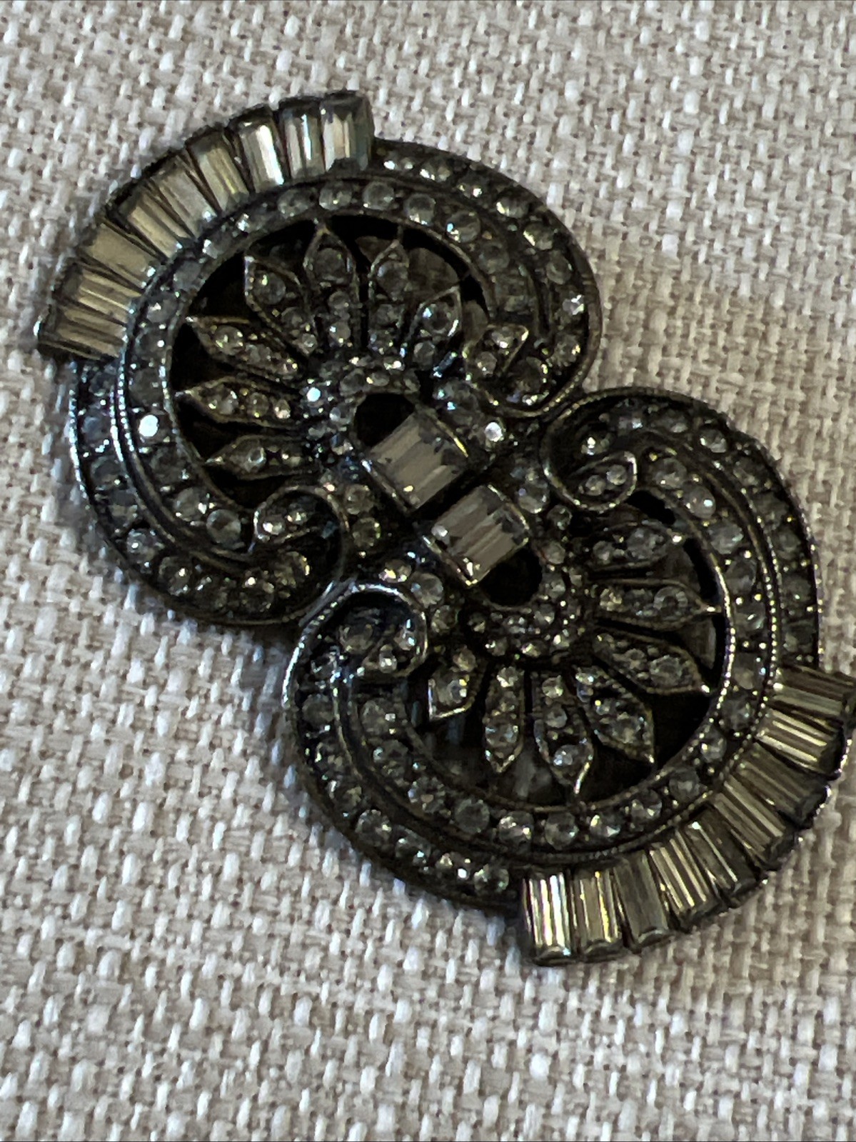 HEIDI DAUS For JIM WALTERS Clear Crystal Art Deco Brooch Antique Gunmetal Beauty