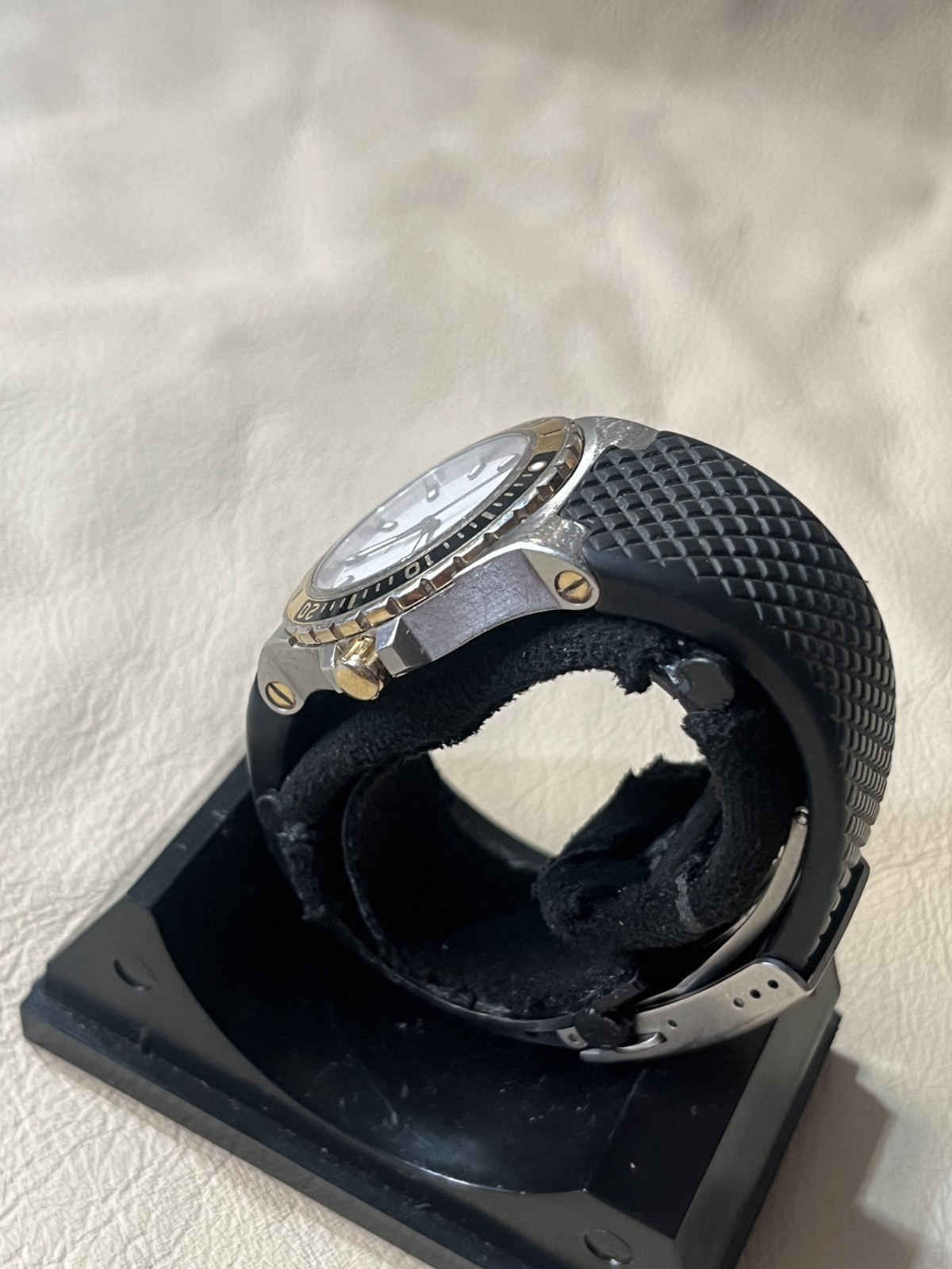 Allon’s Diver 20 ATM/200M Diving Watch