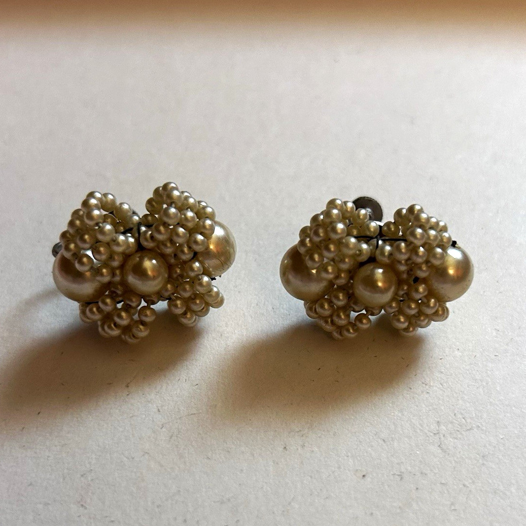 White Simulated Imitation Pearl Beaded Flower Cluster Stud Screw-Back Earrings