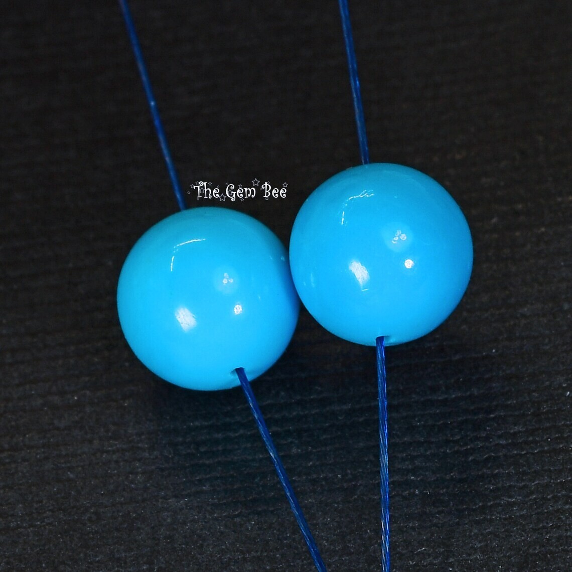 7.8mm Sleeping Beauty Turquoise Smooth Round Sphere Ball Beads PAIR (2)