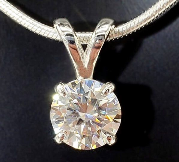 5.00 Ct Certified White Diamond Solitaire Pendant Silver Great luster.