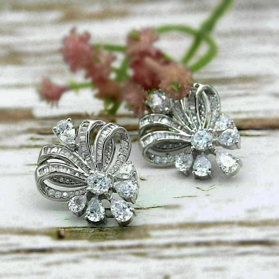4.00Ct Round Cut Lab-Created Diamond Women’s Stud Earrings 14K White Gold Plated