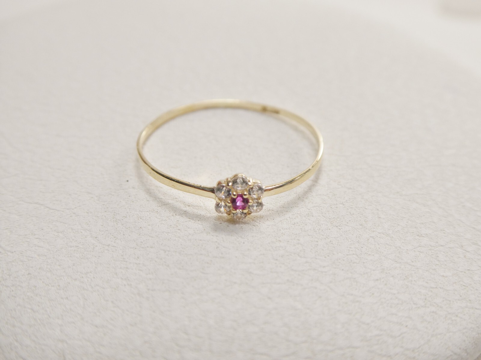 10K REAL SOLID YELLOW GOLD RED STONE CENTER PINKY RING
