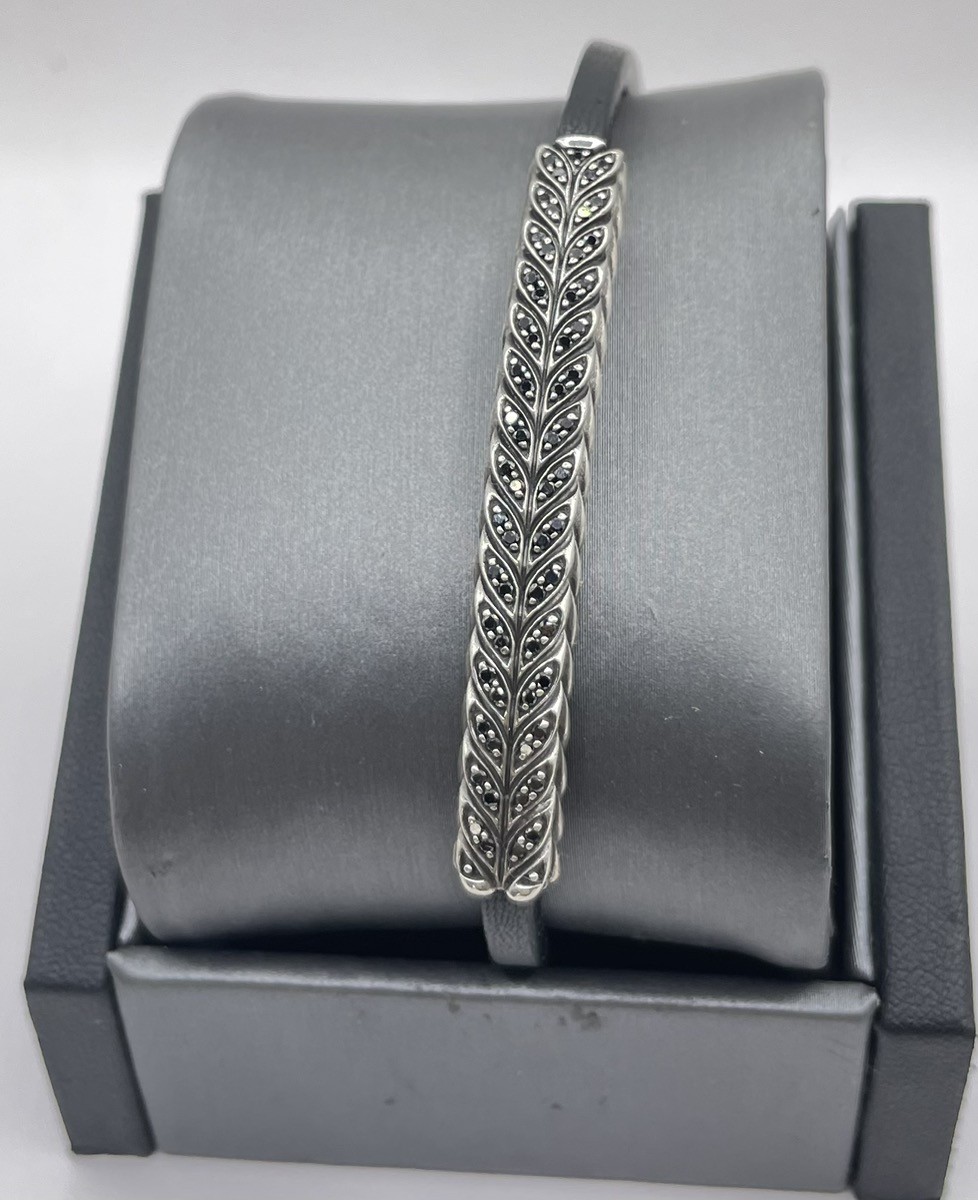 8″ David Yurman Men’s Chevron Leather ID Bracelet with Black Diamond (PD3048242)
