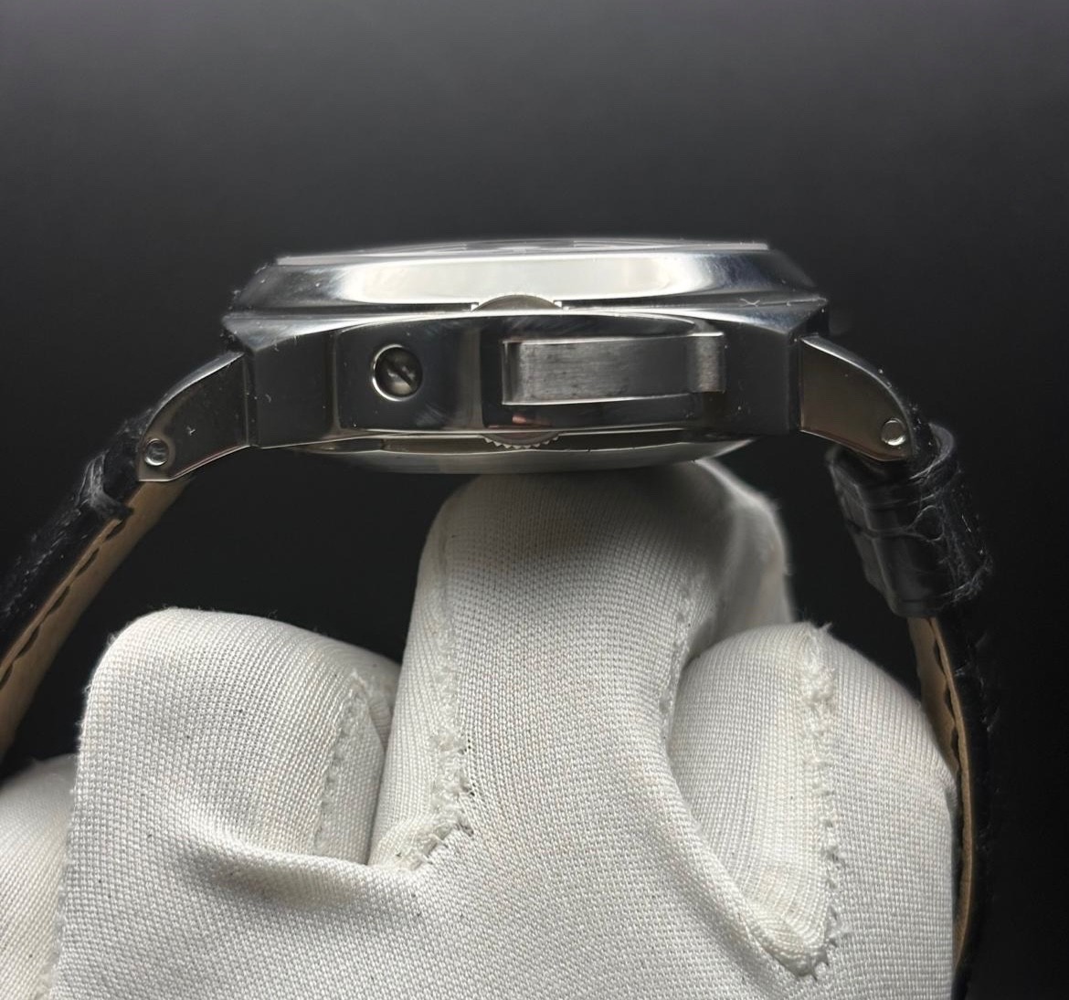 Stunning Panerai Luminor Marina Box & Papers 44mm Steel Men’s Watch PAM00090