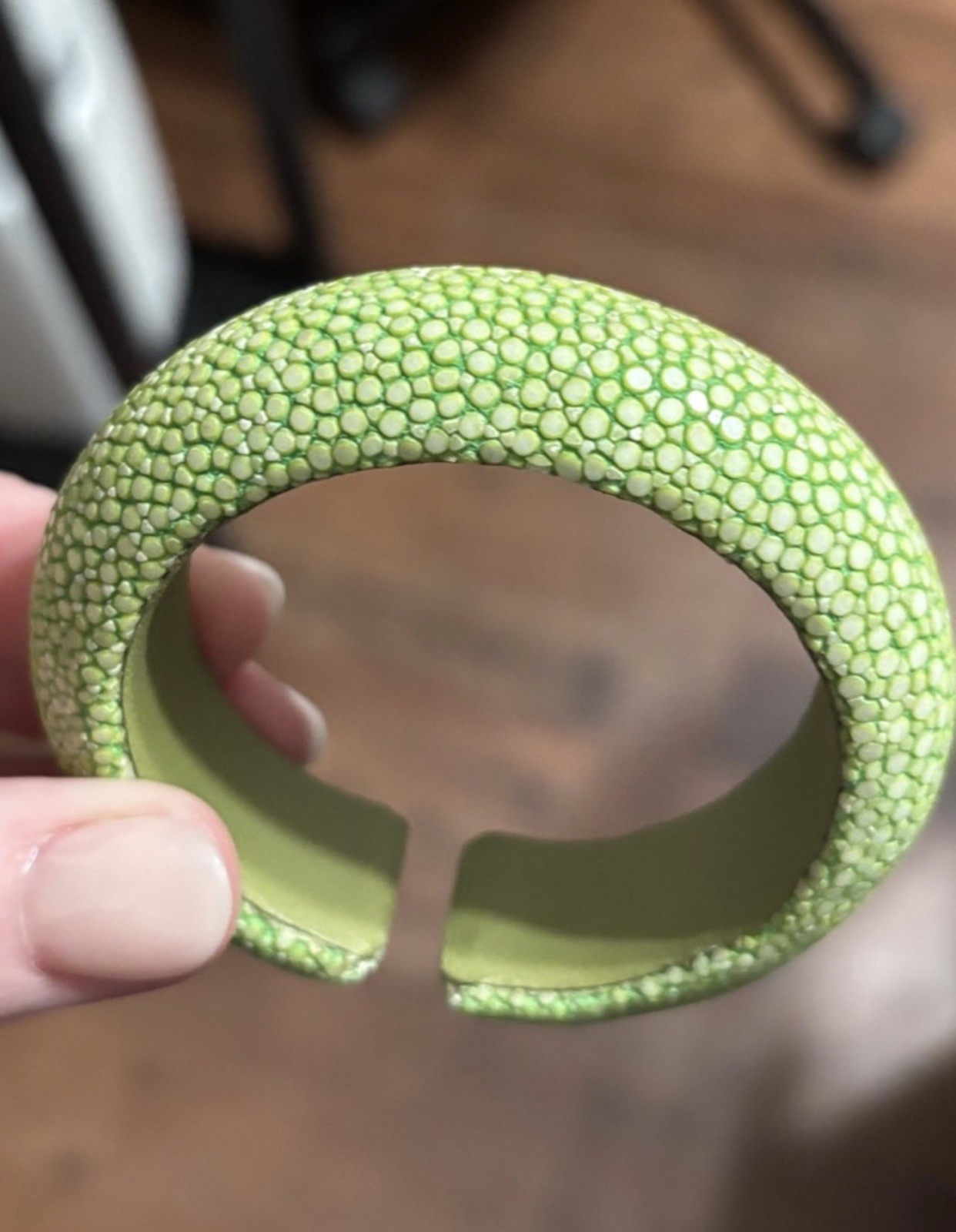 Beautiful Prized Genuine Green Stingray Leather Cuff Bangle Size 6.5”