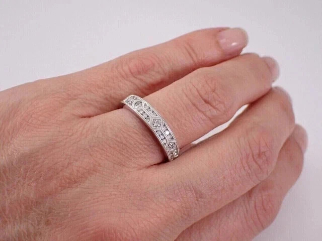 2Ct Round Cut Lab Created Diamond Pretty Wedding Band Ring 14k White Gold Plated