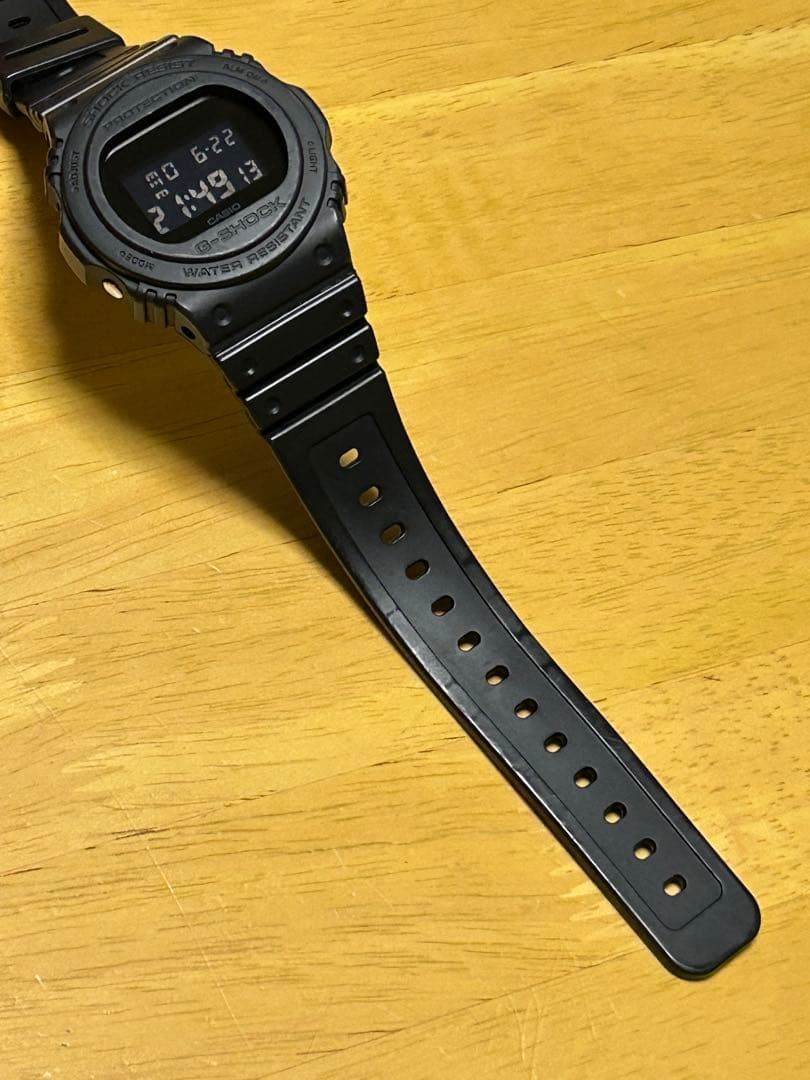 casio G-SHOCK G-Shock DW-5750E Inverted LCD Good operation