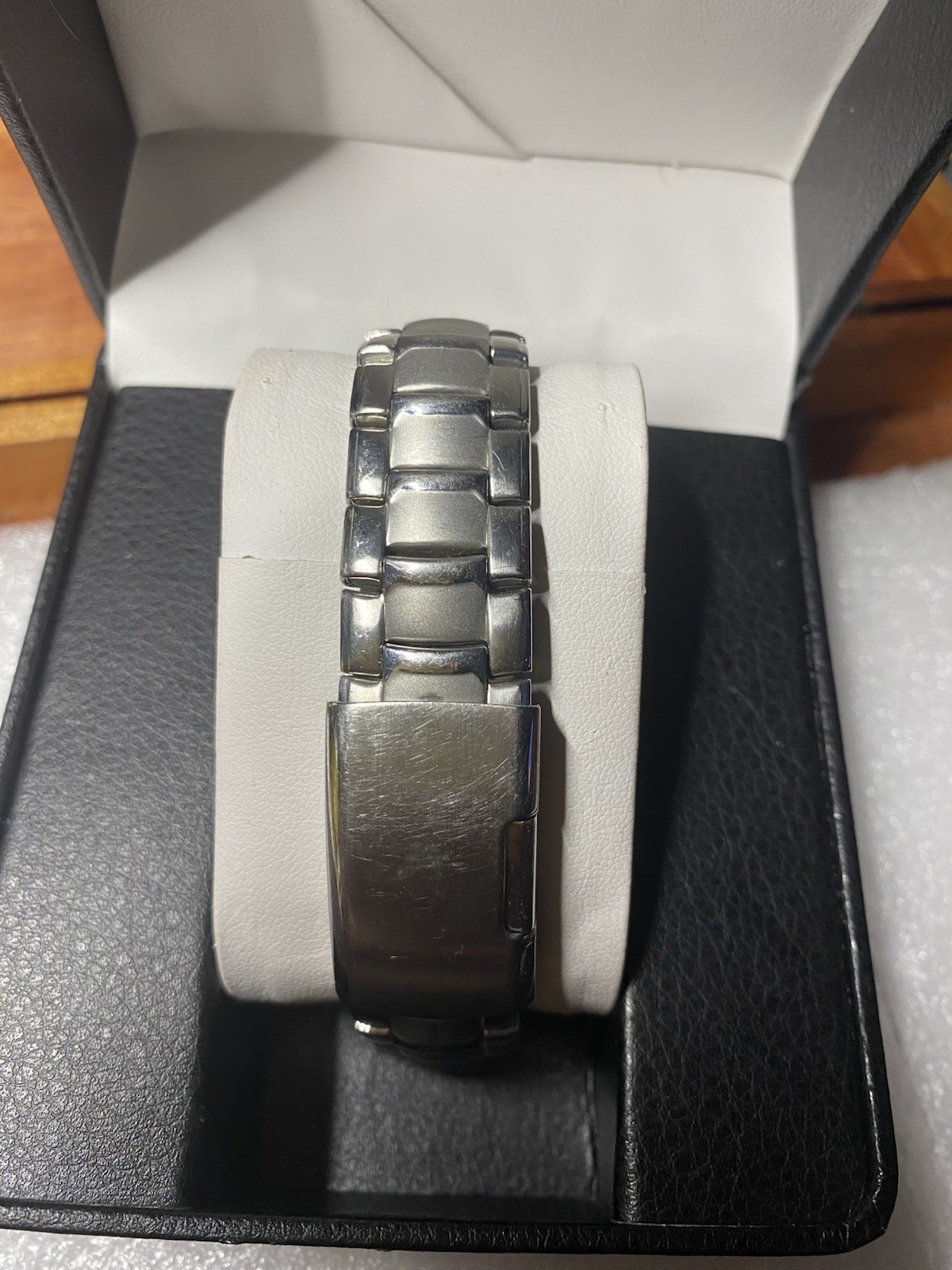 Timex Indiglo WR 50M Blue Sunburst Dial Quartz Date Stainless Bracelet