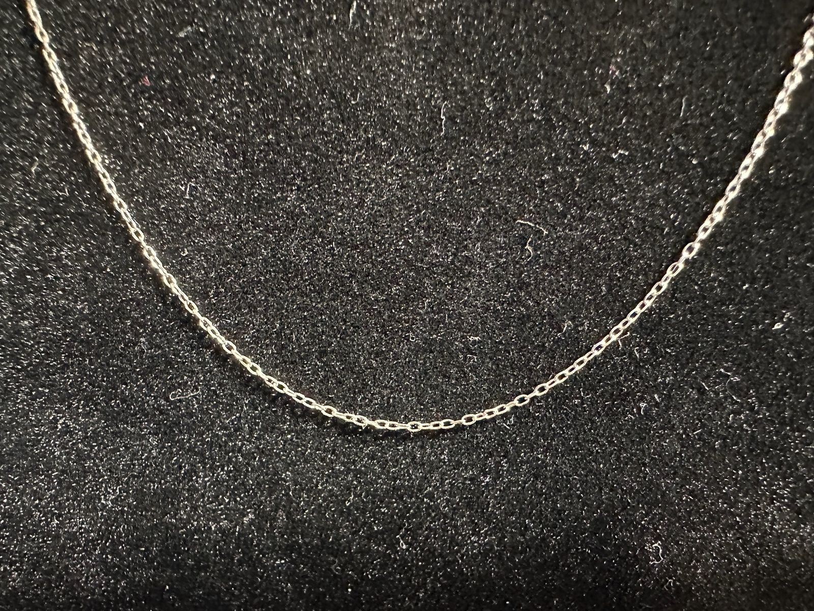 0.65g Vintage Sterling Silver 925 Fine Cable Chain Necklace 18 in M