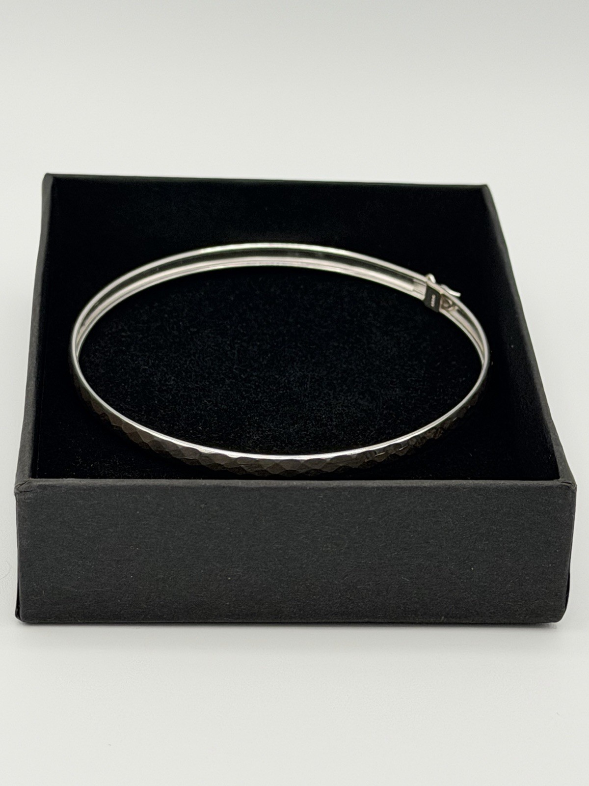 925 Sterling Silver Hammered Textured Bangle Bracelet 4.2mm 4g New