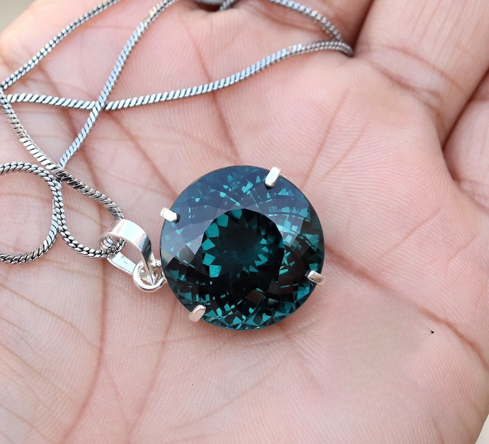 Natural Certified 28 Ct Teal BLUE Sapphire Gemstone Sterling Sliver Pendant