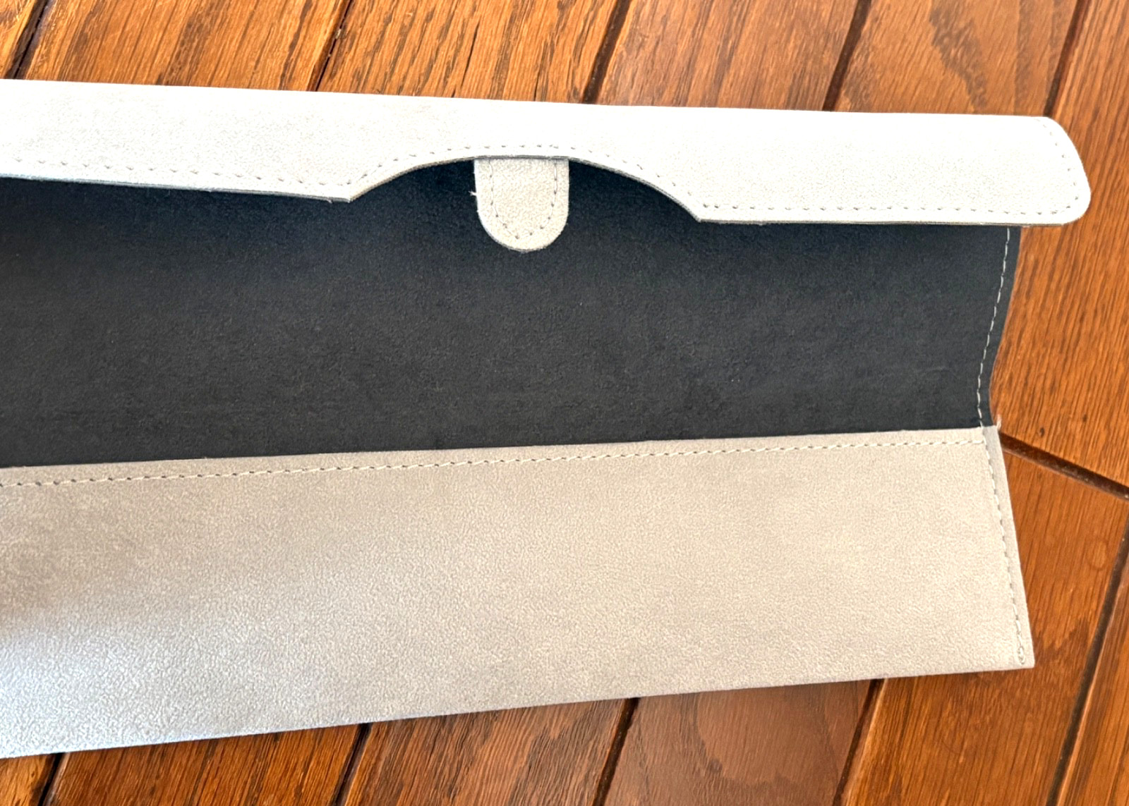 Hermes genuine Empty Watch case made of Leather with Paper Good Condition #M79