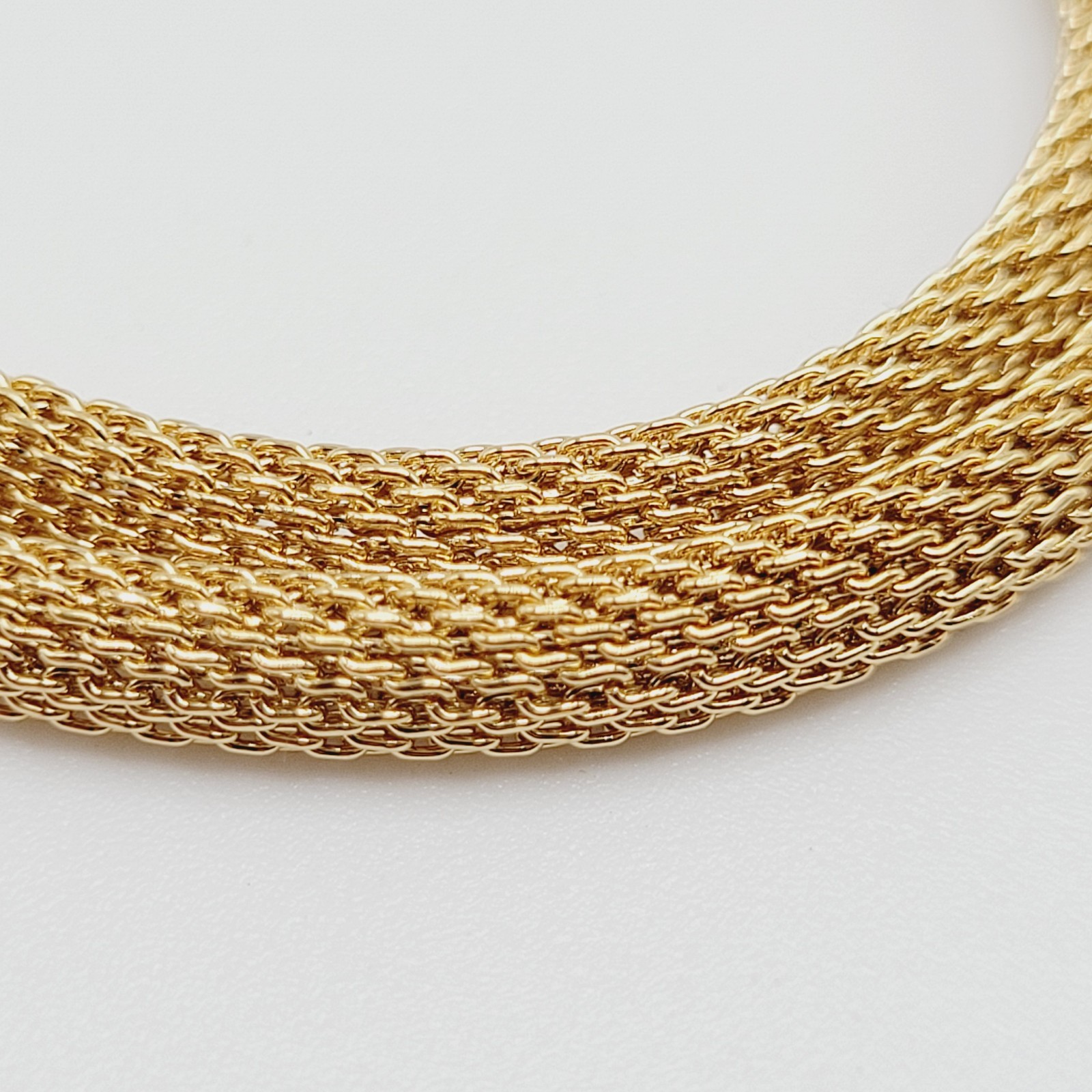 Crown Trifari Mesh Choker Necklace Lime Green Lucite Fixed Barrel Pendant 15 in