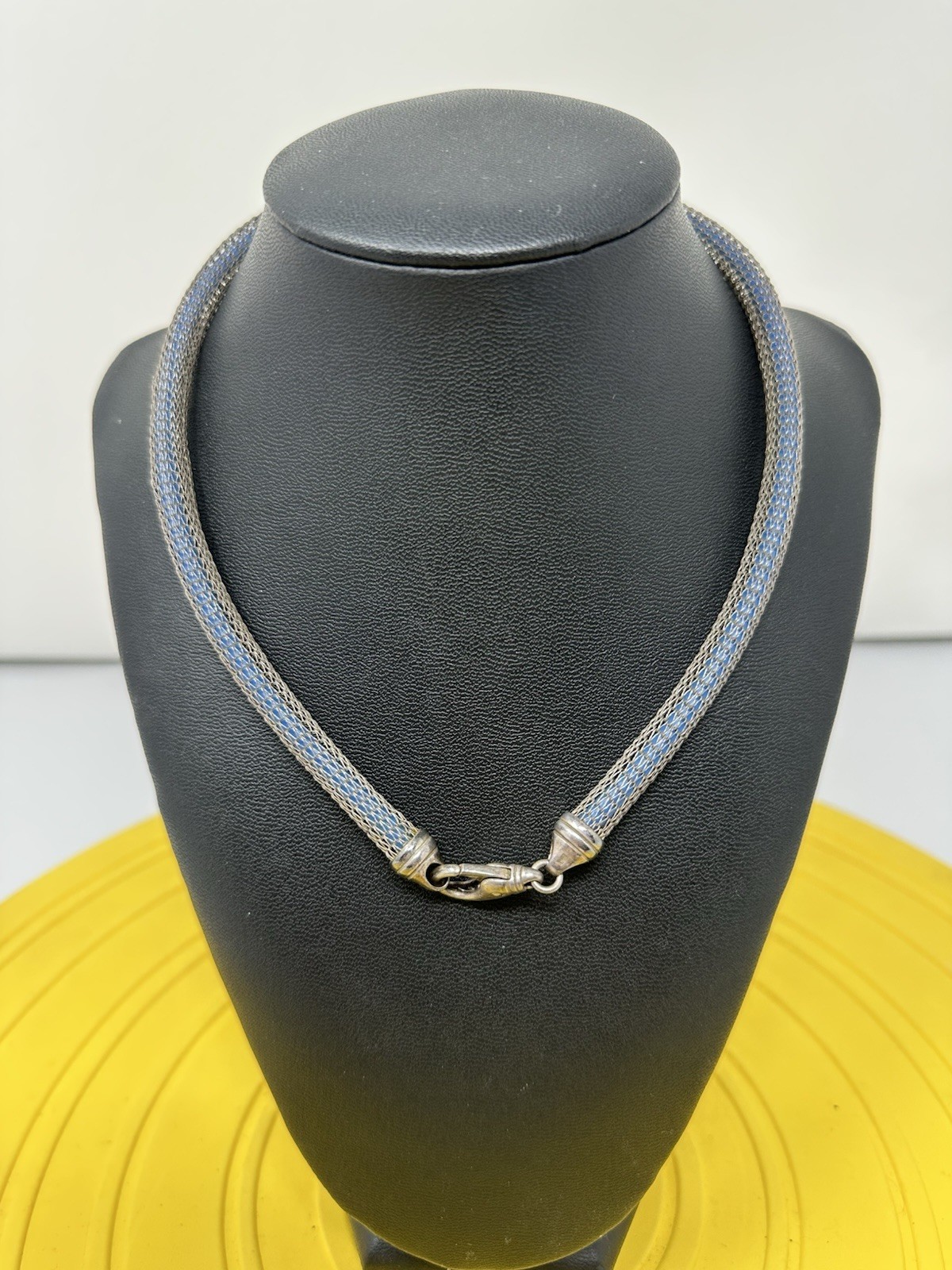 Sterling Silver Leaf Pendant Mesh Crochet Choker Necklace Elegant Chic 34g 16 In
