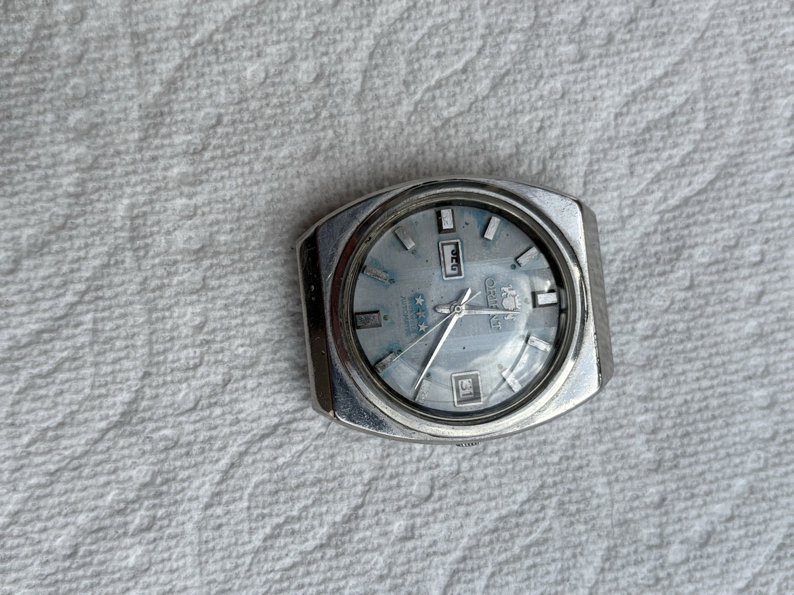 Orient 3 Star Automatic Day/Date Men’s Watch Blue Striped Dial Cushion 36mm
