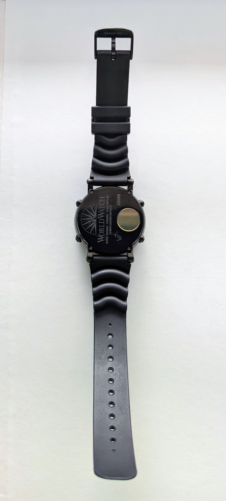 Yes Astronomical V7 WorldWatch Model #7B-KB-PS Titanium in Black
