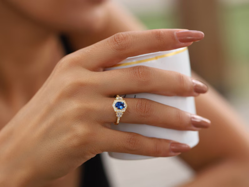 2.13 Ct Oval Simulated Sapphire Hexagon Shape Band Ring 14k Yellow Gold Plated