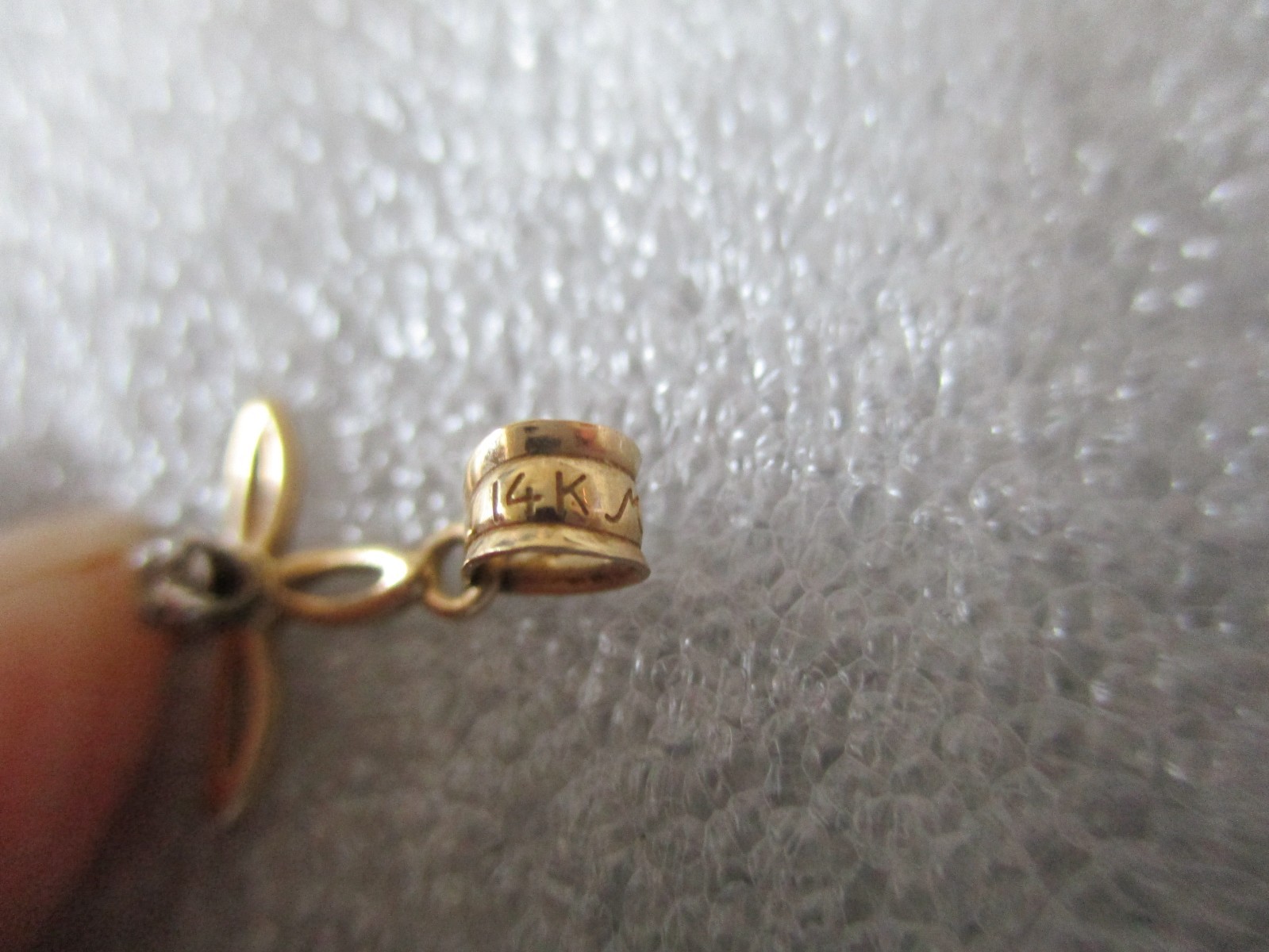 14K YELLOW GOLD MICHAEL ANTHONY DIAMOND CROSS PENDANT – 0.65g