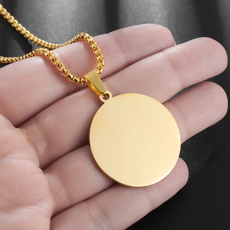 Classic Simple Glossy Stainless Steel Round Pendant Necklace Suitable for Men Wo