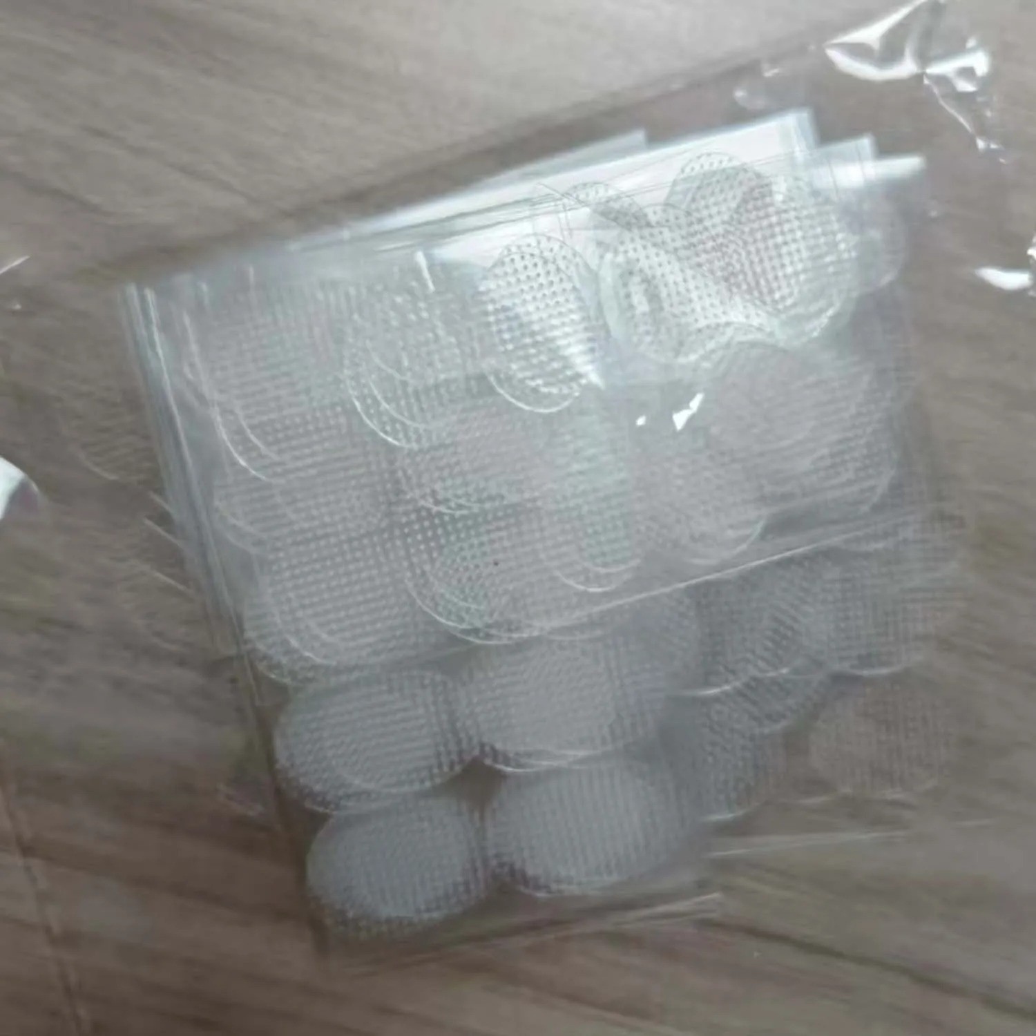 Outus 100Pcs Earlobe Support Stickers for Heavy Earrings Split Ear Protection