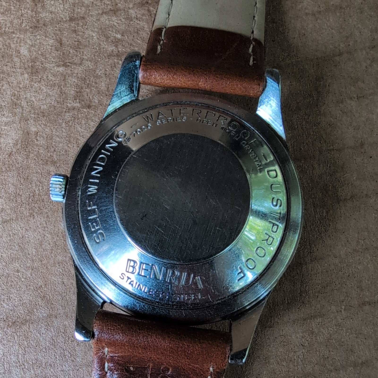 BENRUS 3 Star 25J Self Winding Vintage Swiss Steel Case Date Men’s Runs! 34mm