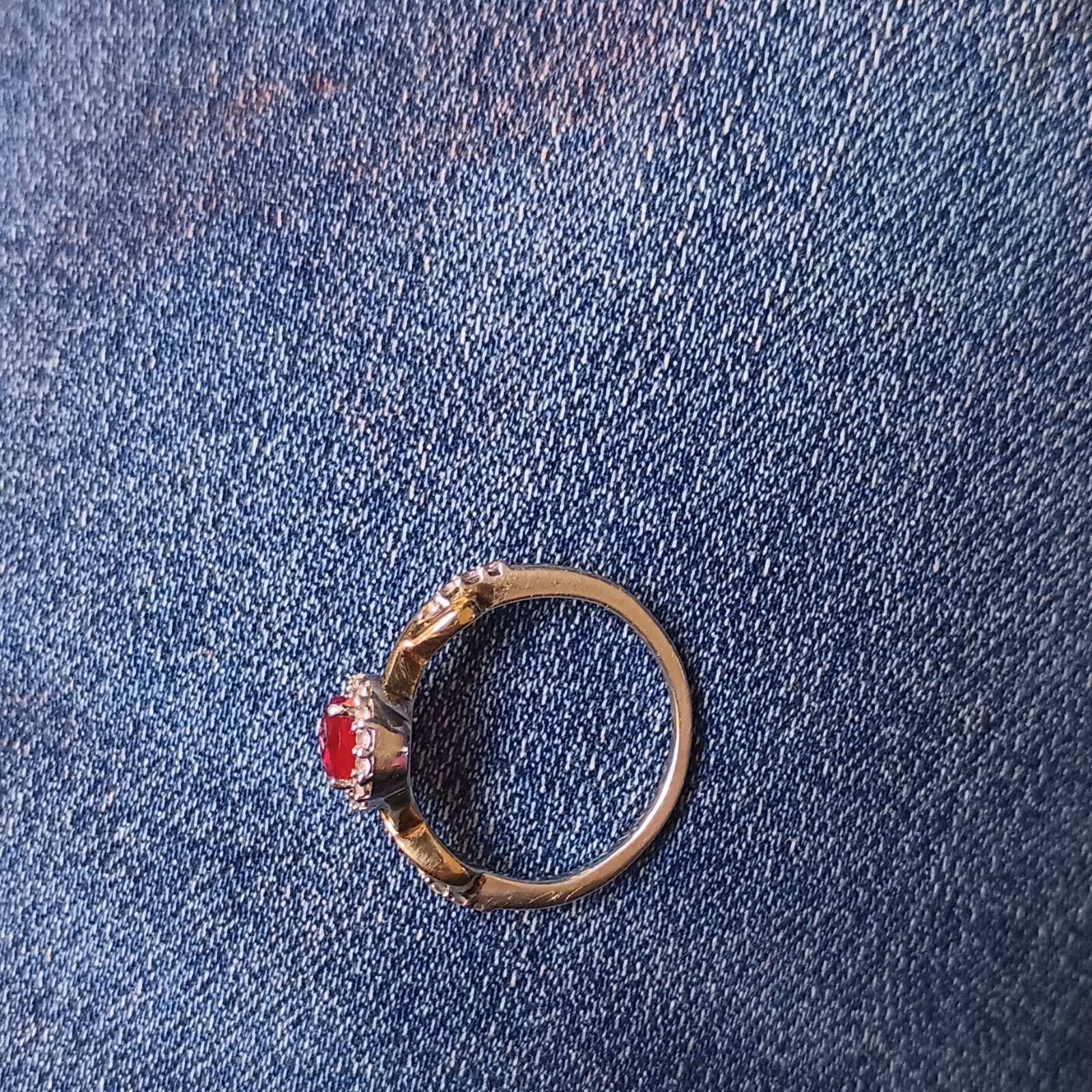 Pear-shaped Ruby Kay Jewelers Ring 18k Gold