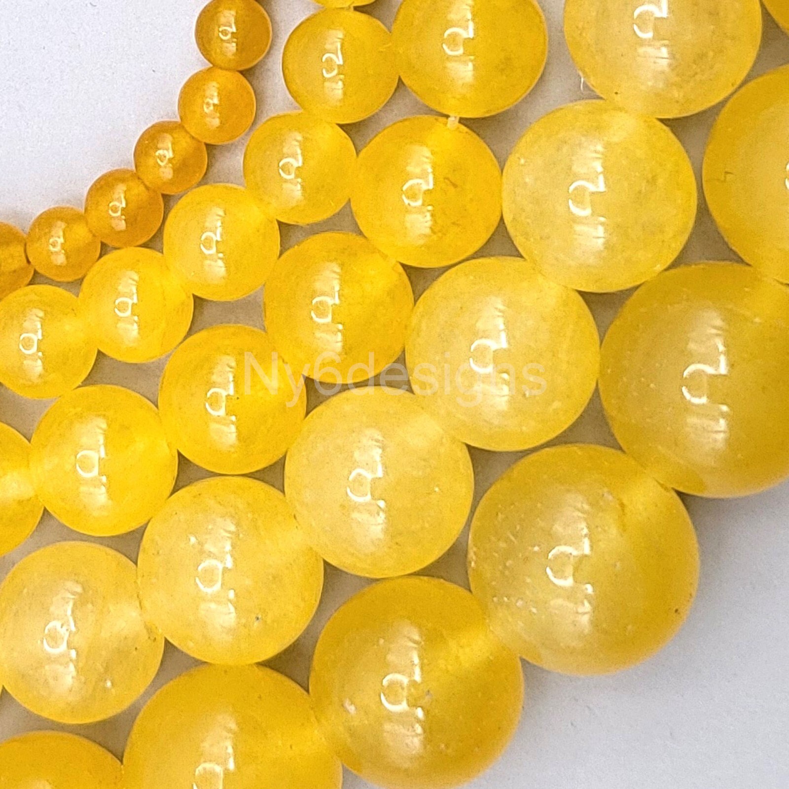 Butter Yellow Jade Round Gemstone Bead 15″ strand 4mm 6mm 8mm 10mm 12mm Grade AA