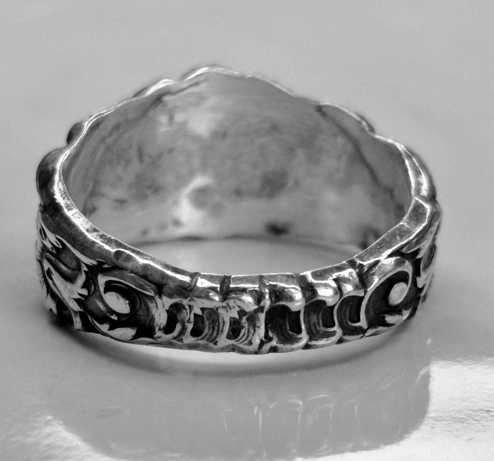 pure Silver dragon and shield Ring 999.Pure Fine Silver Bold, dragon Design