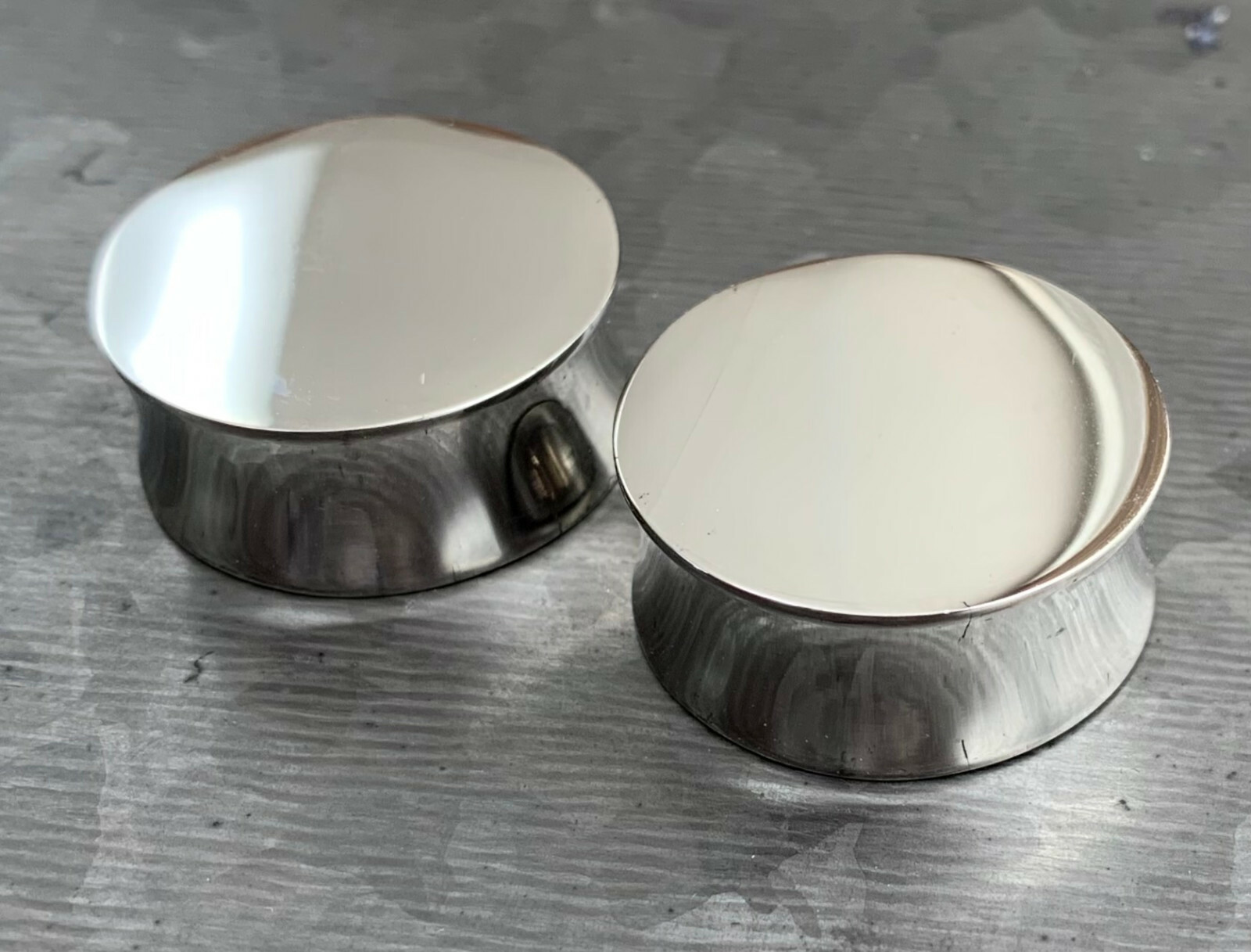 PAIR Hand Polished Solid 316L Surgical Steel Plugs Double Flare Saddle Gauges