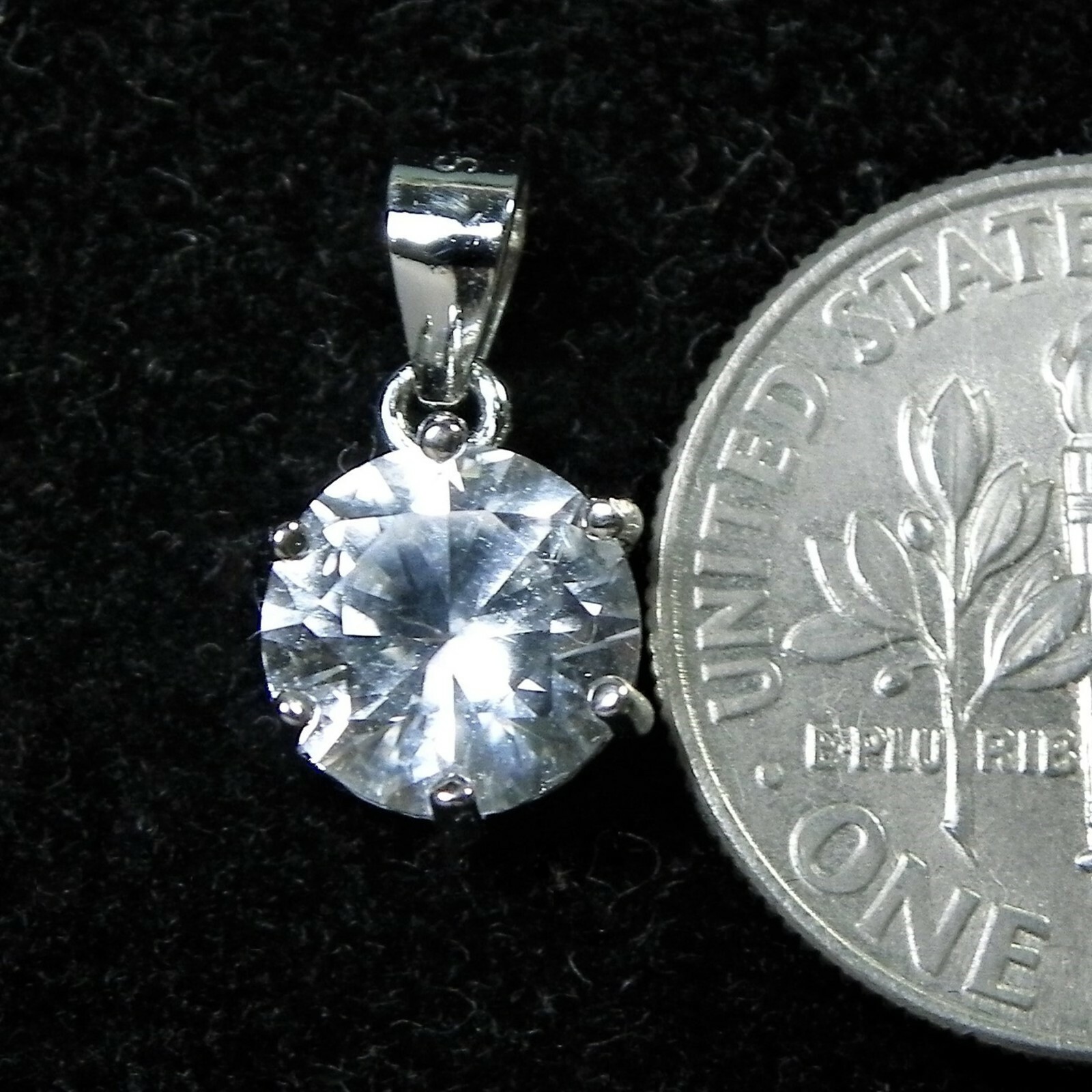 9 mm Phenacite pendant round 925 sliver Pendant Filled Rhodium brilliant cut