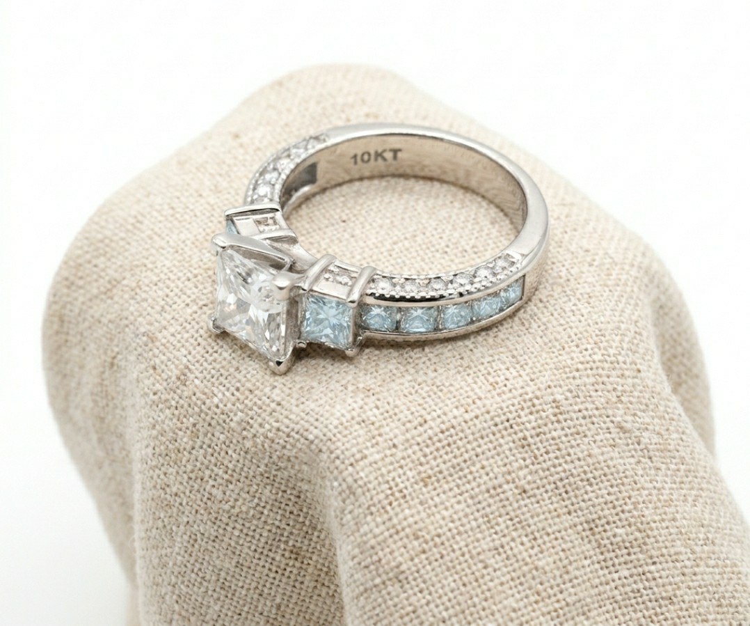 10K White Gold 3-Stone CZ Ring Princess Cut Channel Set Size 10 Statement