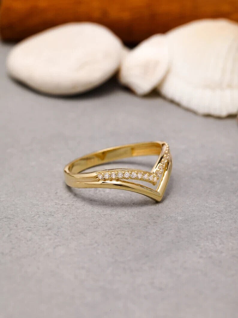 1.20 CT Round Cut Simulated Diamond Wedding Band Ring 14K Yellow Gold Plated