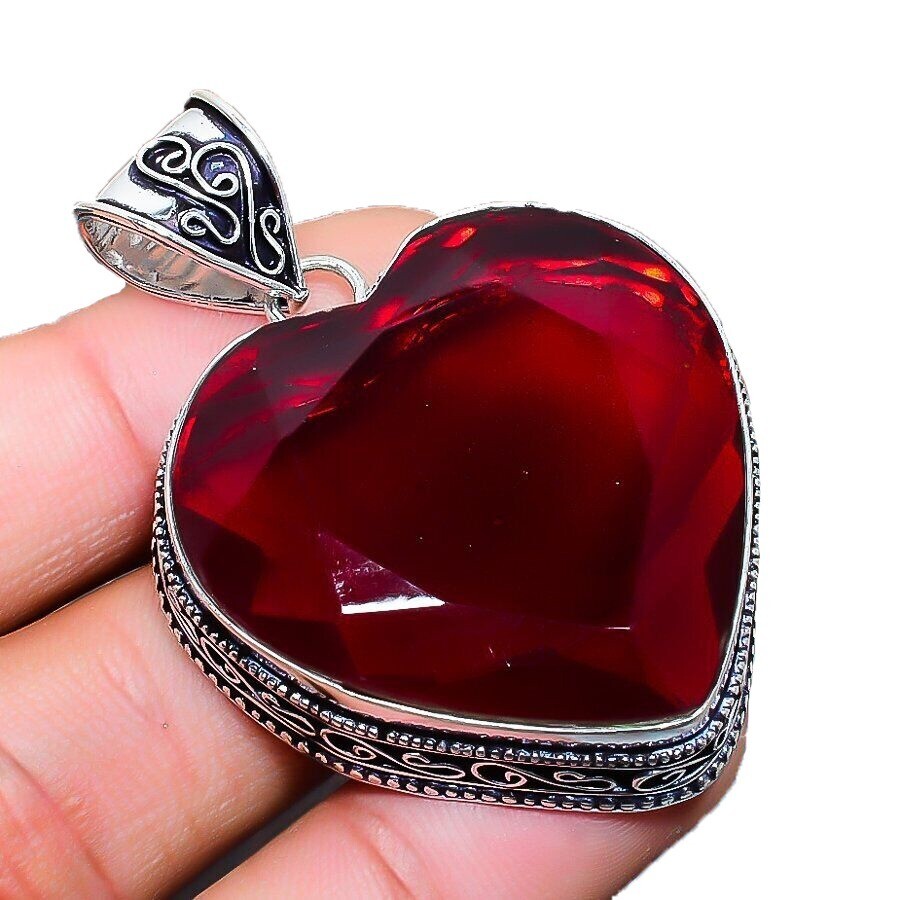 Red Garnet Gemstone Handmade 925 Sterling Silver Jewelry Heart Cut Pendant