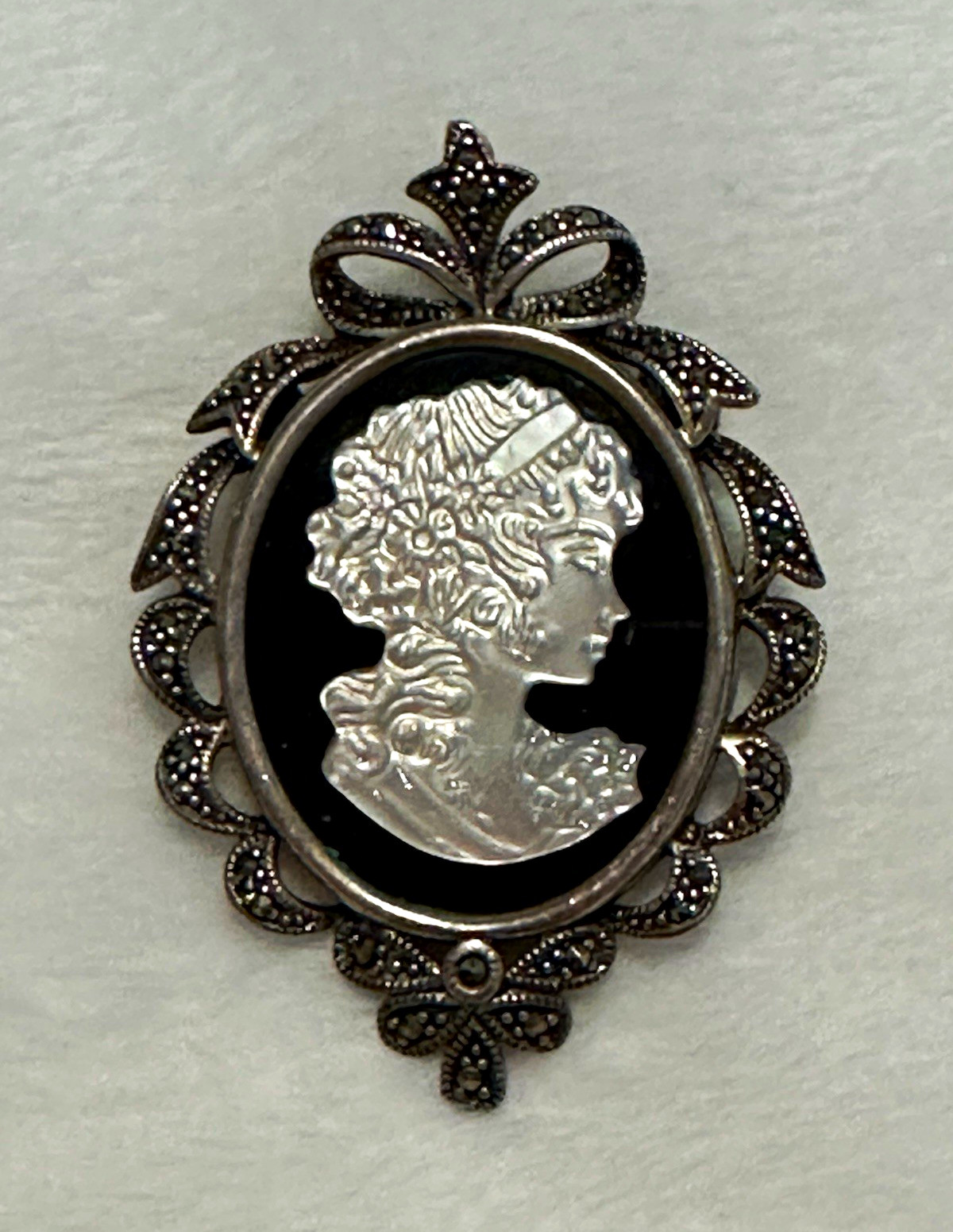 Vintage 925 Sterling Silver Black Onyx Marcasite Lady Cameo Brooch and Pendant