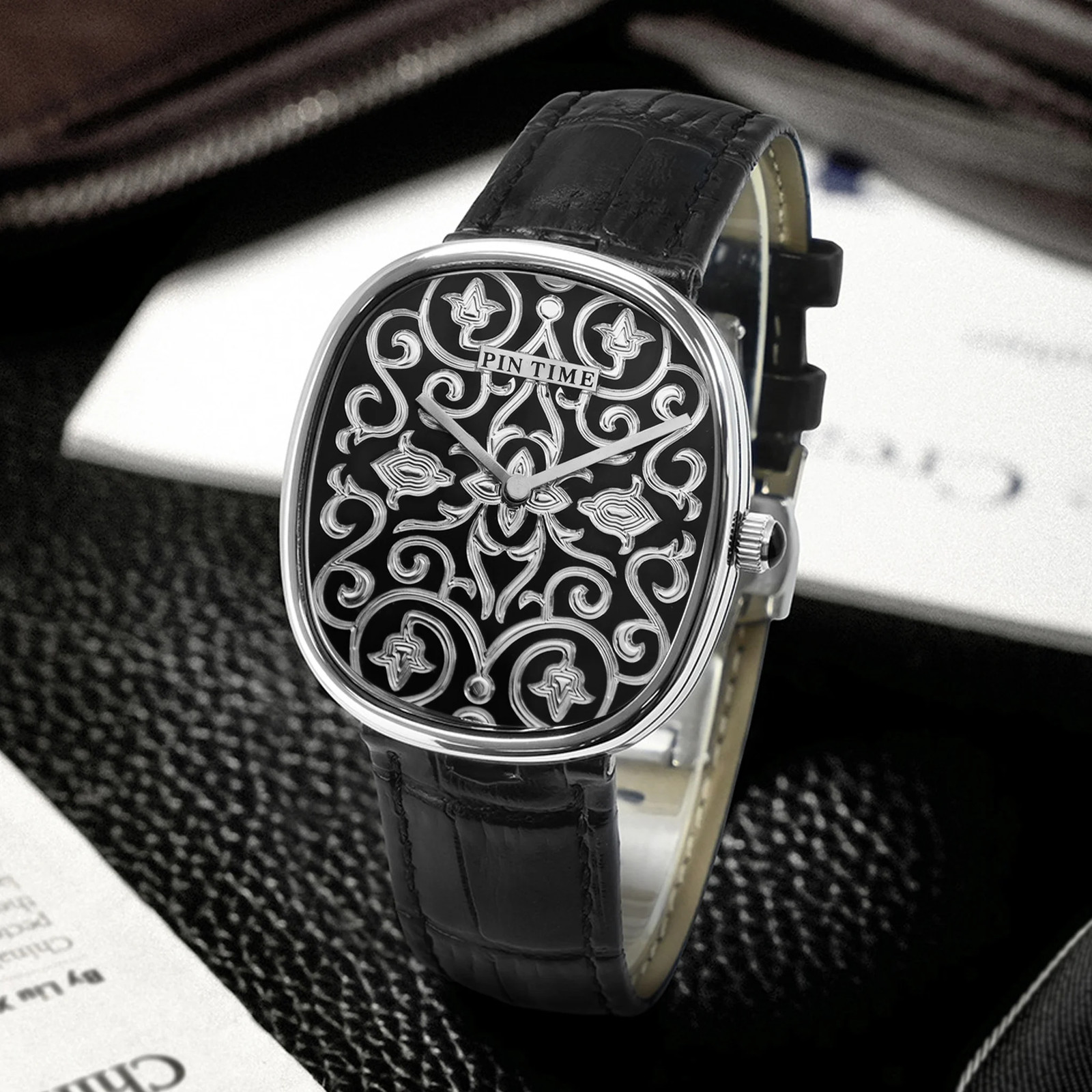Classic Vintage Black Arabic Engraved Men’s Quartz Watch Elegant Gentleman