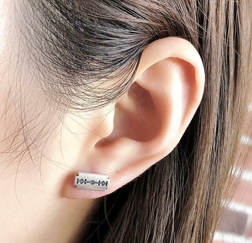 Handmade Sterling Silver Nice Detail Tiny Razer Blade Stud Post Earrings Unique