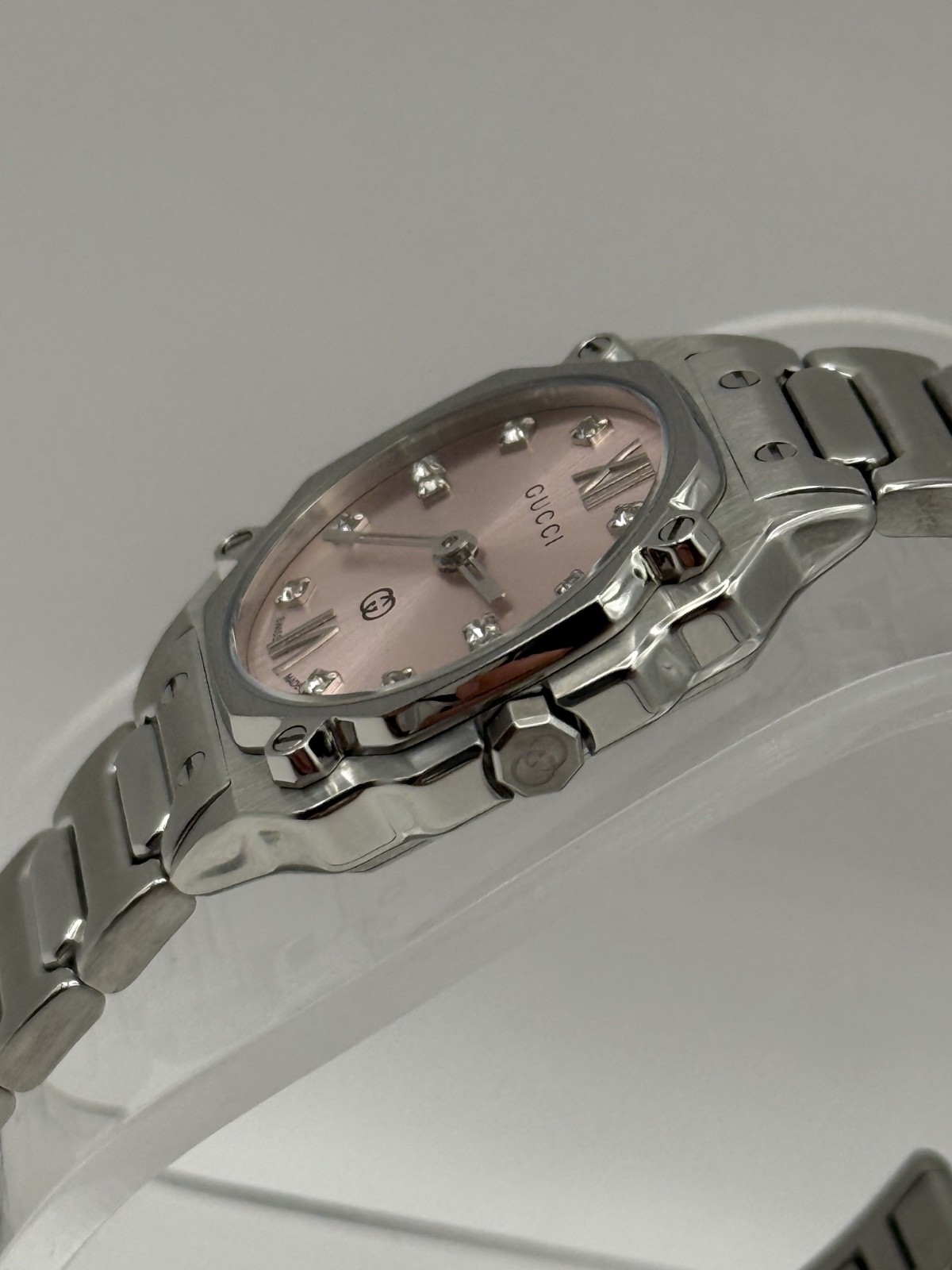 Gucci G-Flat Quartz 24mm Diamond Accent Pink Dial Women’s Watch YA166501