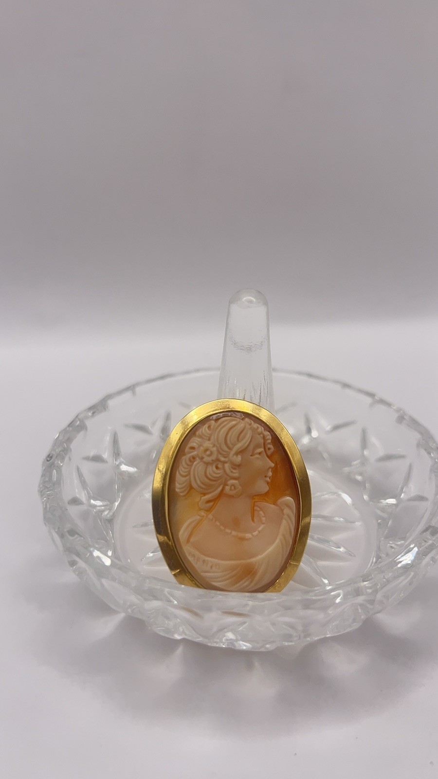 Vintage Oval Shell Cameo Pendant/Brooch, Gold Filled, Signed J.E. Caldwell