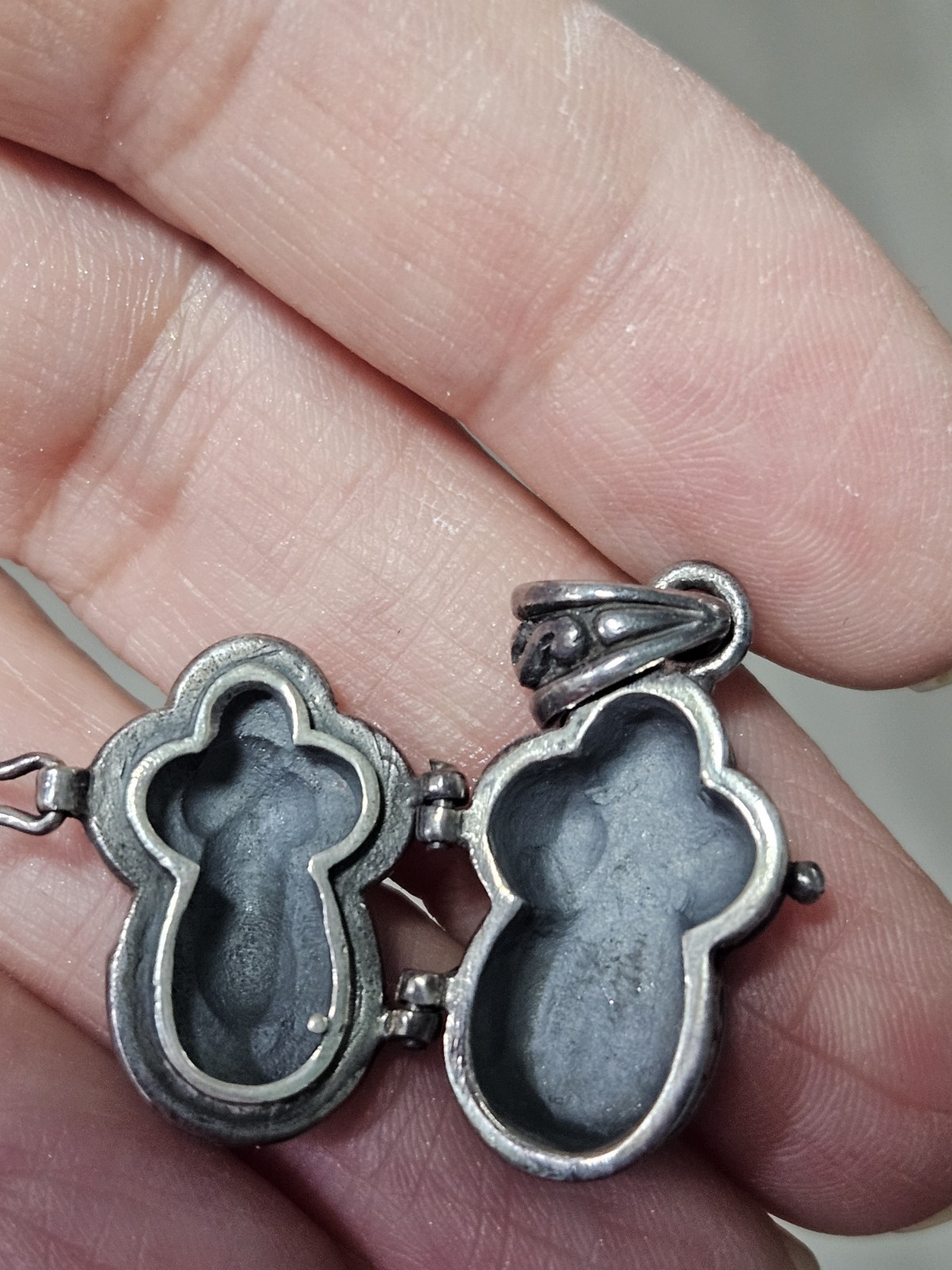 Vintage Sterling Silver Prayer Box Cross Pendant 1″L 8.2g