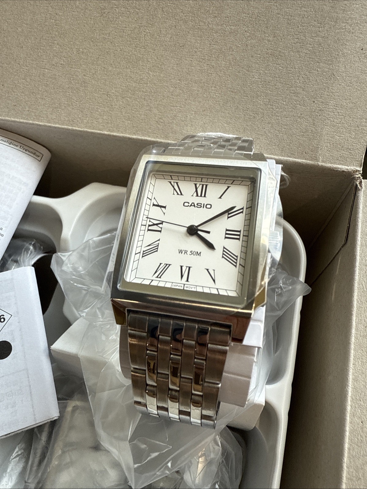 Casio Collection Classic Analog MTP-B190D-7B White Dial 32 mm Men’s Watch