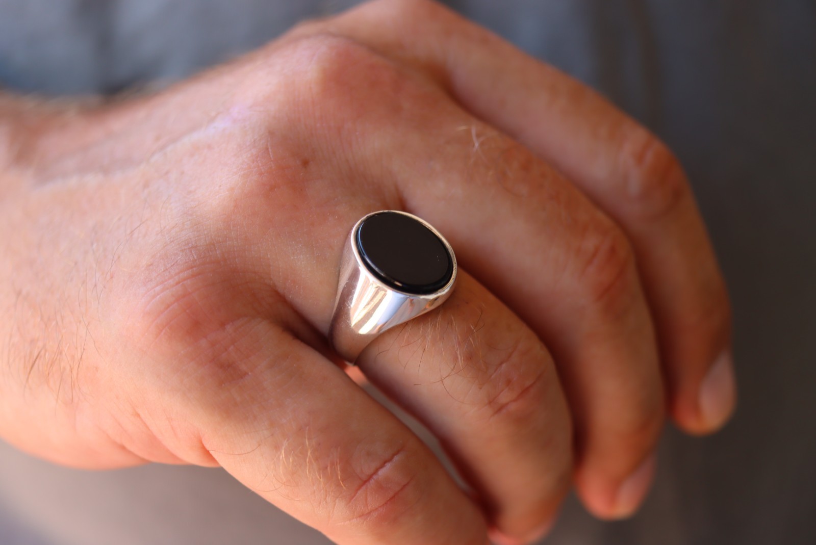 Sterling Silver 925 Mens Smooth Plain Band Oval Black Onyx Ring