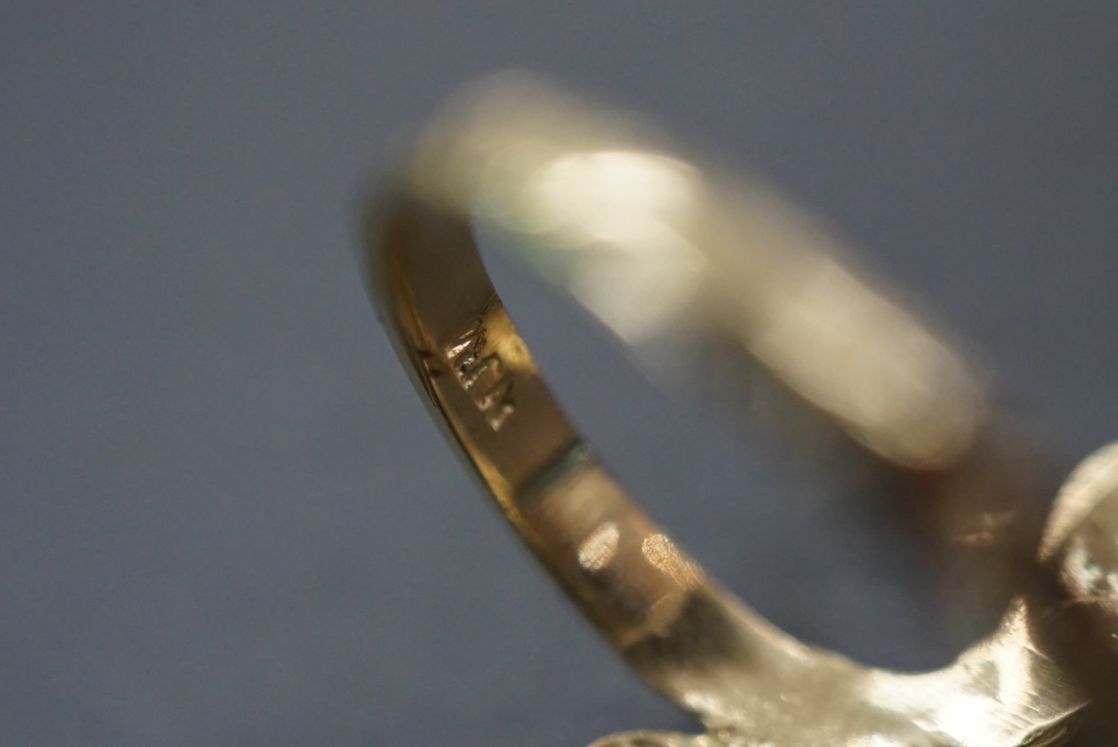 10K Solid Yellow Gold Diamond Cut Size 6.5 Snake Ring.