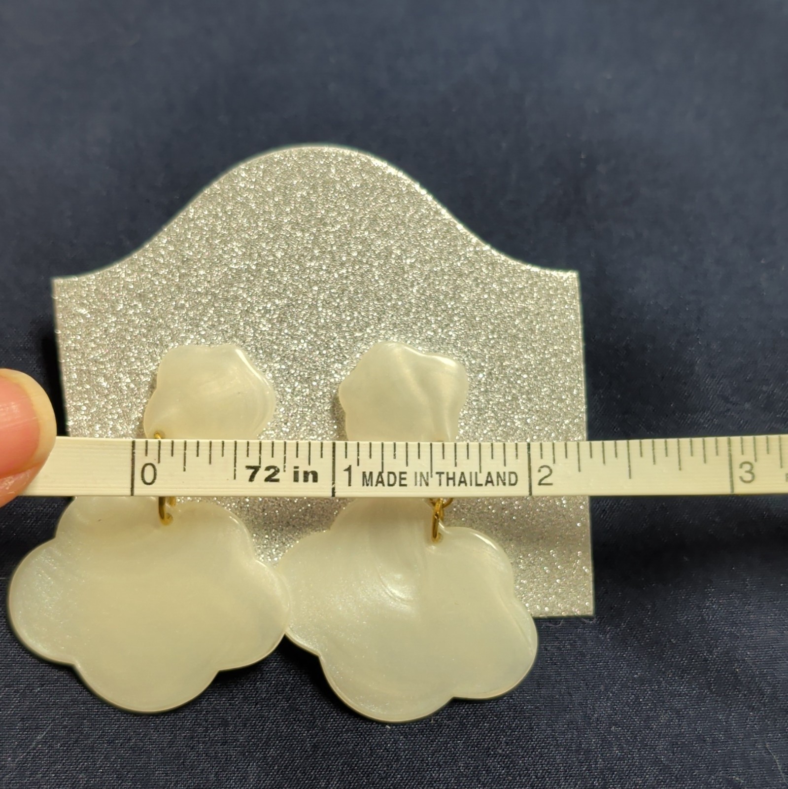 Vintage White Pearlescent Cloud Drop Earring Acrylic Resin Dangle Retro Puff