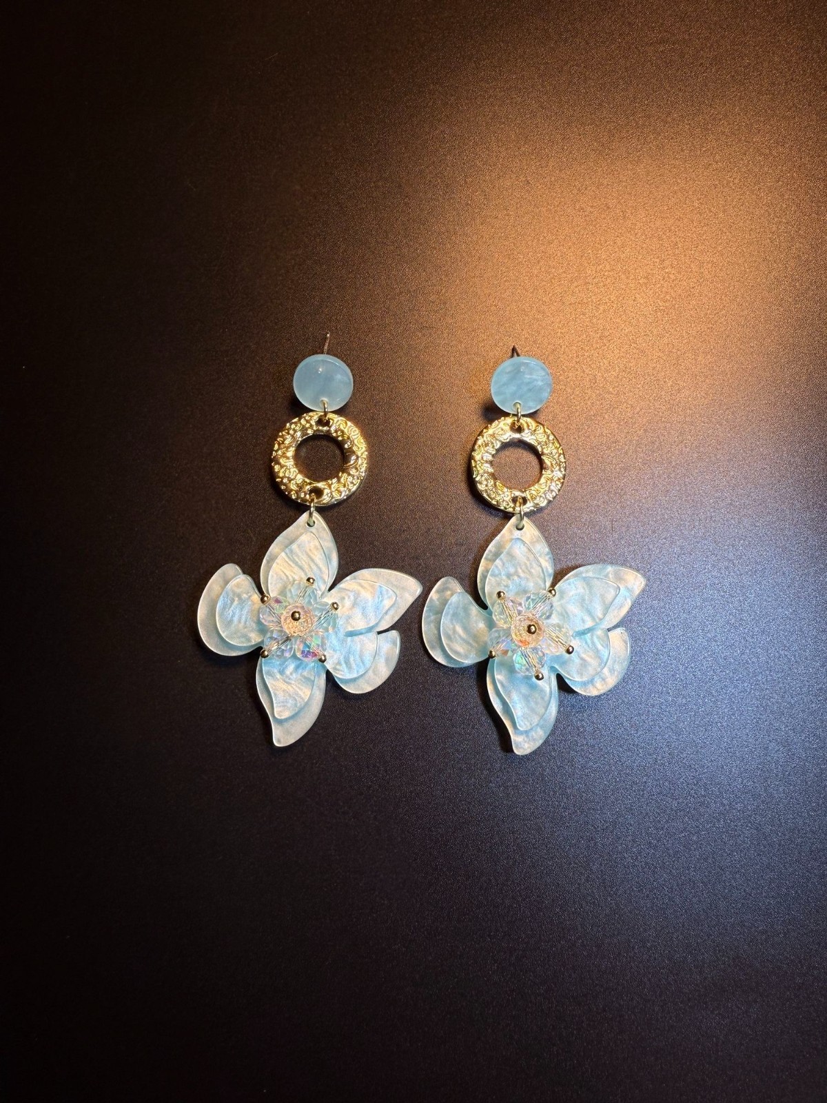 Pale Blue Shell Texture Flower Drop Earrings with Gold Ring & Jade Bead
