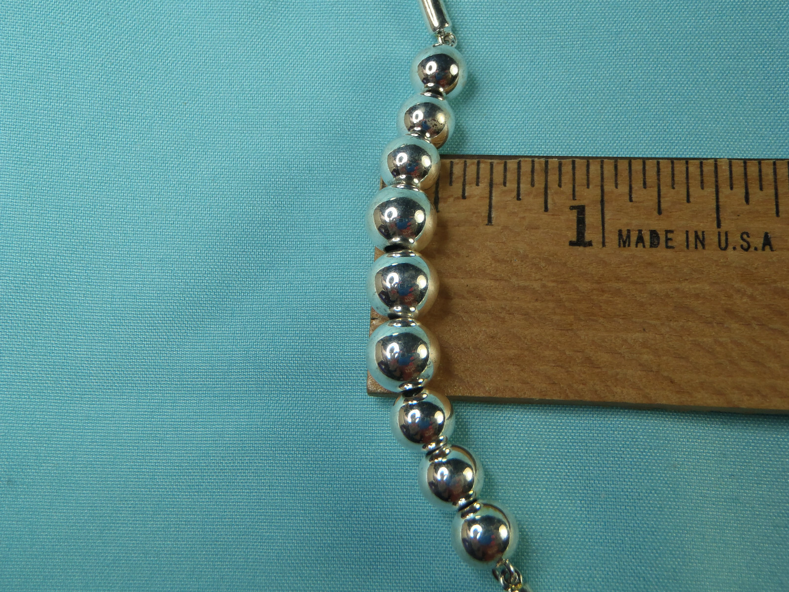 Bar and Ball Sterling Silver 18″ Necklace With Lobster Latch 18.0 Grams