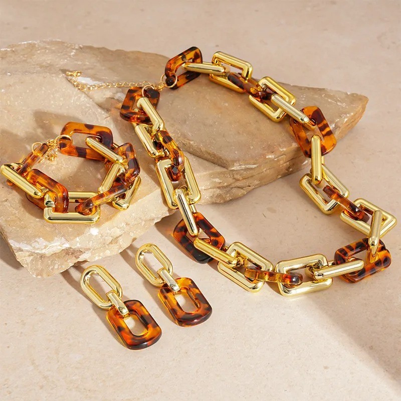 Elegant Style Linked Chain Necklace Set Geometric Pattern Alloy Pendant Lobster