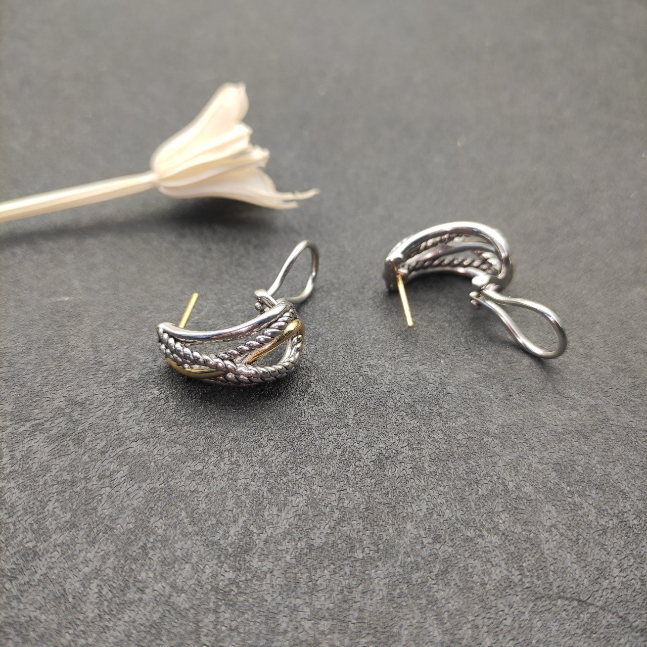 David Yurman Intertwined Cable Hoop Earrings 925 Silver 18K Gold TwoTone