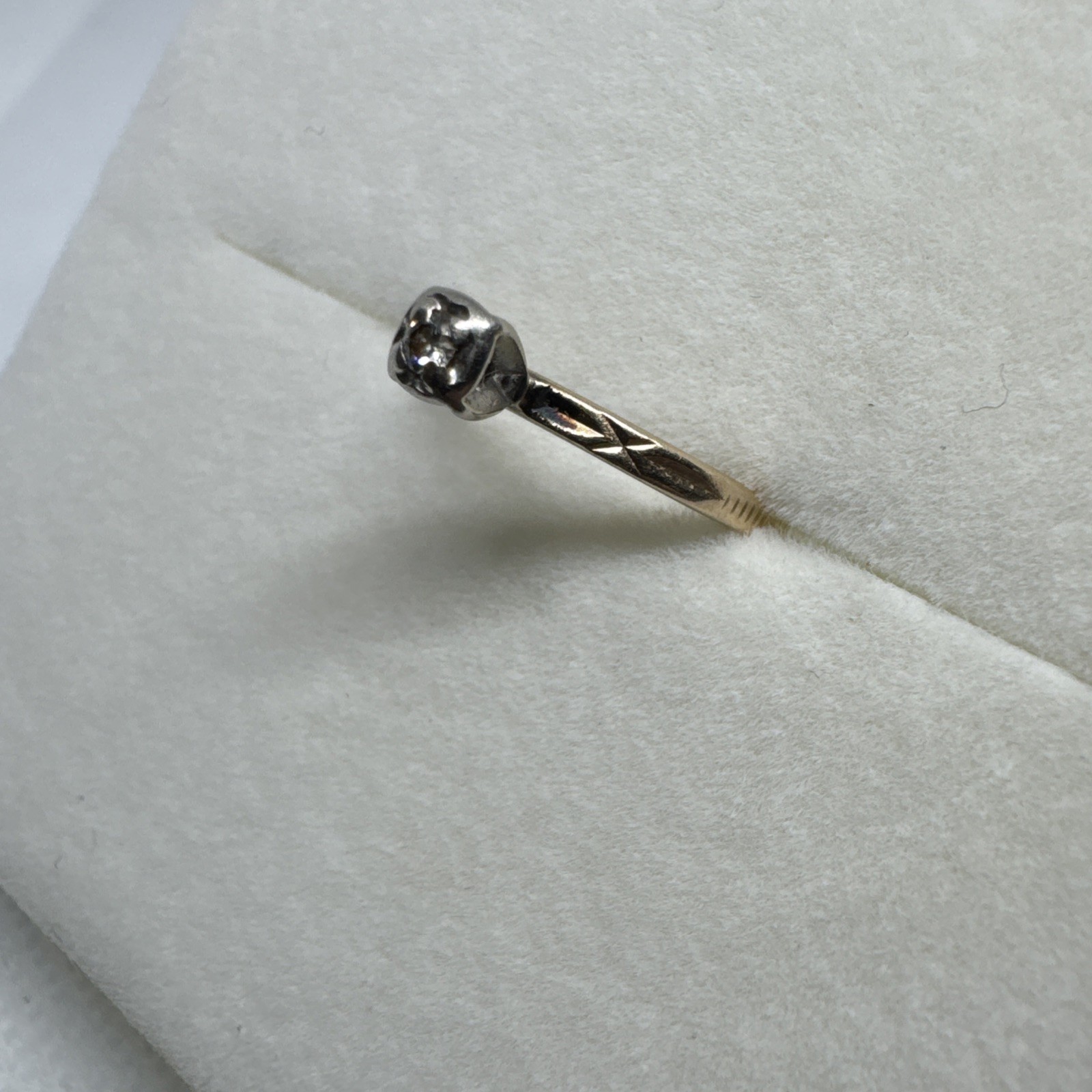 14k Yellow & White Gold Small Diamond Solitaire Ring Size 3.75 Vintage High Set